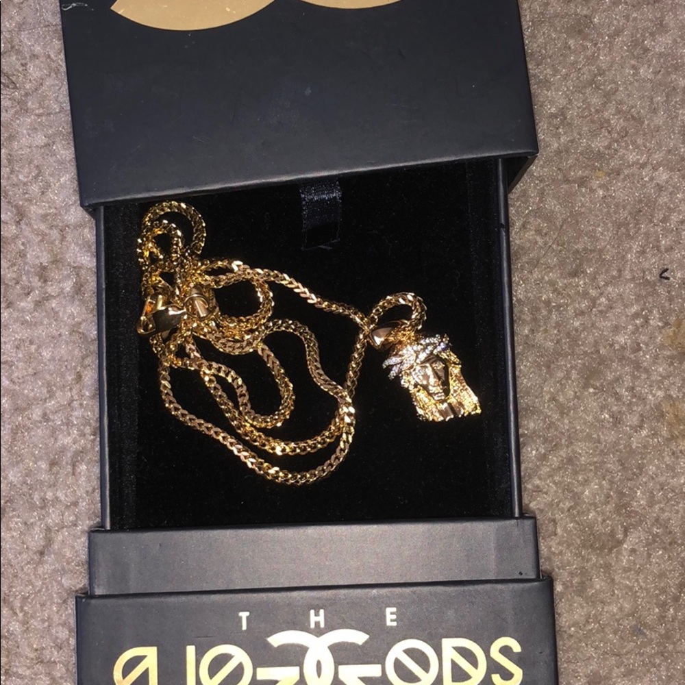 Good Jesus piece with necklace